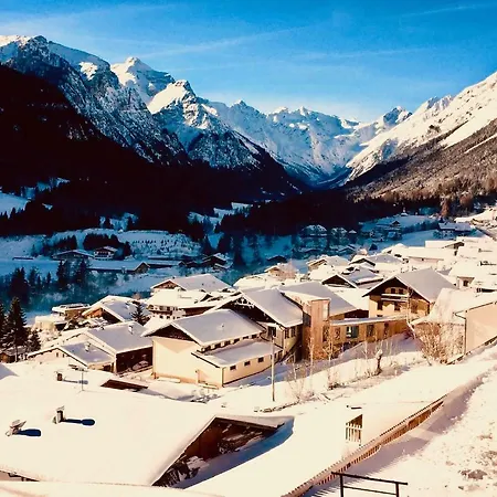 Apartment Haus Alpenrose Trins